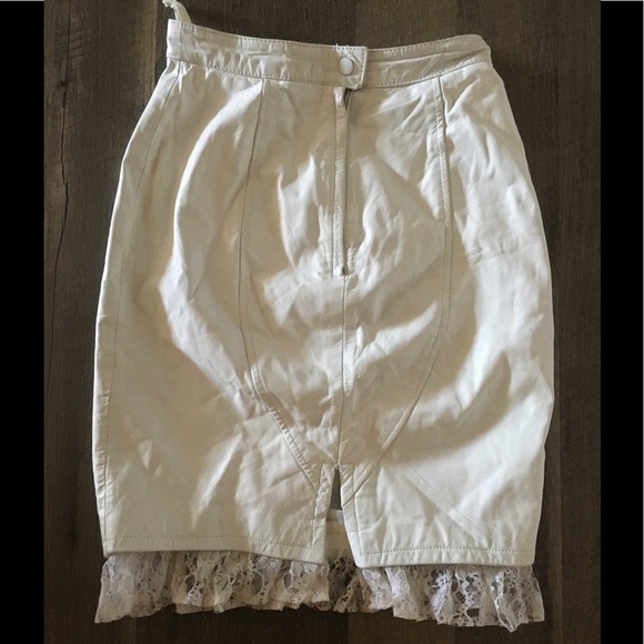 💎 VINTAGE LEATHER SKIRT 💎 NWOT. - Picture 4 of 8